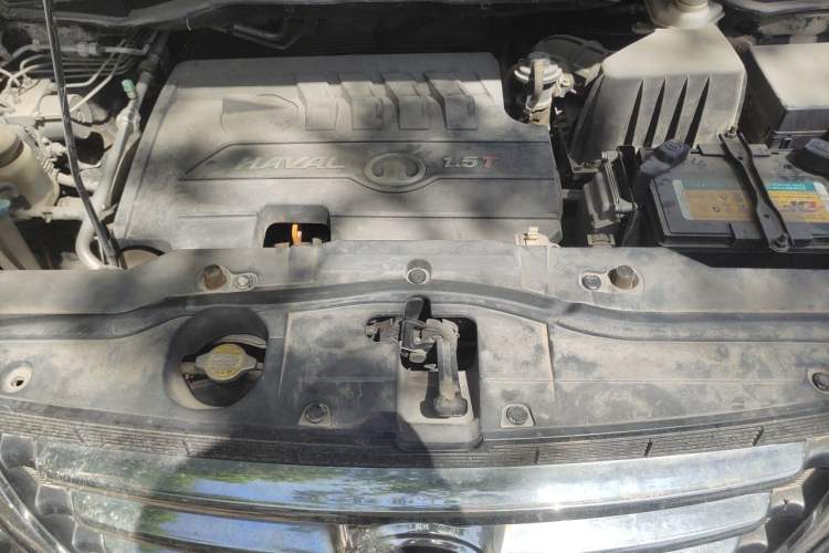 Used Haval H6 2012 1.5T Manual Two-Wheel Drive Prestige Version Engine Bay