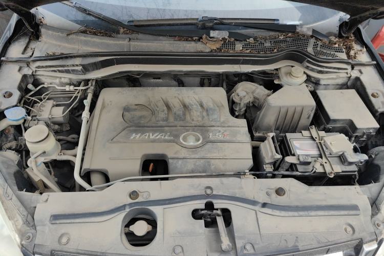 Used Haval H6 2012 1.5T Manual Two-Wheel Drive Elite Model Engine Bay