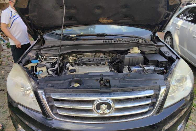 Used Haval H6 2012 2.4L Automatic Two-Wheel Drive Prestige Version Engine Bay