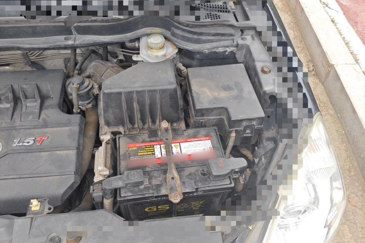 Used Haval H6 2012 1.5T Manual Two-Wheel Drive Elite Model Engine Bay Left