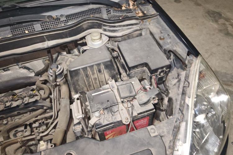Used Haval H6 2012 1.5T Manual Two-Wheel Drive Urban Version Engine Bay Left