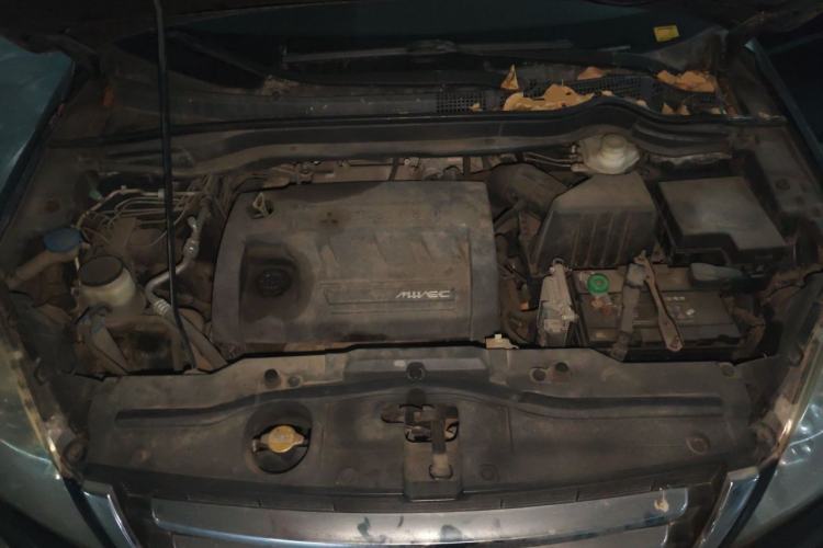 Used Haval H6 2012 2.4L Automatic Two-Wheel Drive Prestige Version Engine Bay