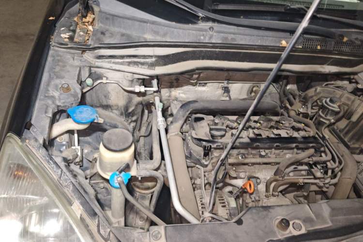 Used Haval H6 2012 1.5T Manual Two-Wheel Drive Urban Version Engine Bay Right