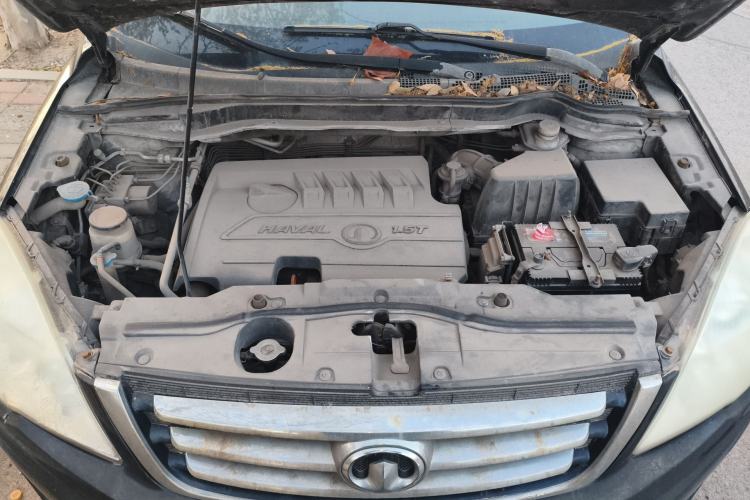 Used Haval H6 2012 1.5T Manual Two-Wheel Drive Elite Model Engine Bay