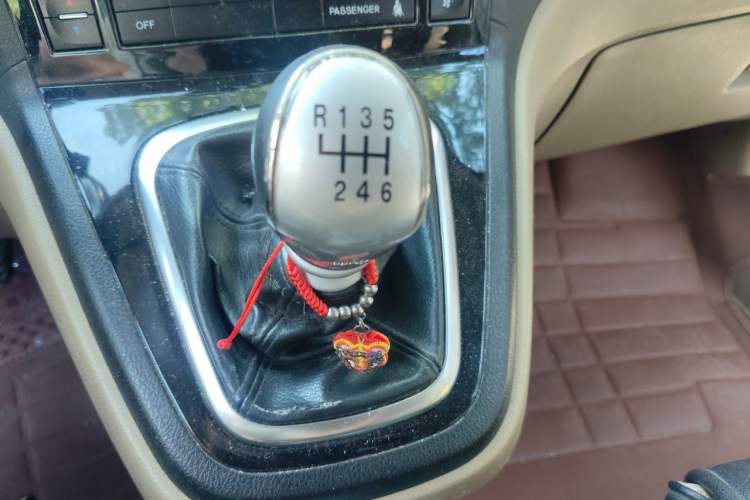 Used Haval H6 2012 1.5T Manual Two-Wheel Drive Elite Model Gear Lever