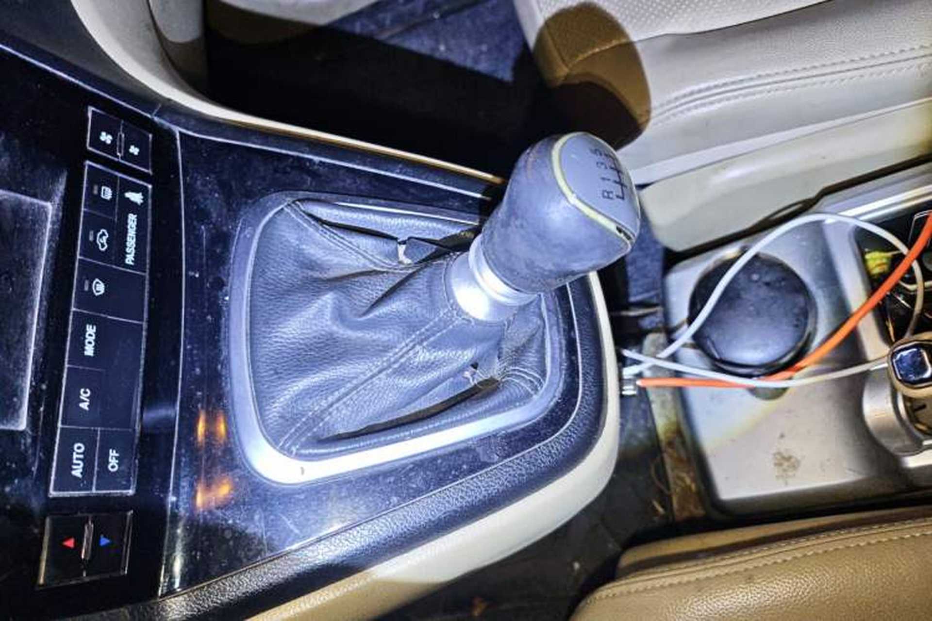 Used Haval H6 2012 1.5T Manual Two-Wheel Drive Elite Model Gear Lever