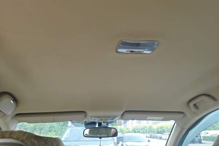 Used Haval H6 2012 1.5T Manual Two-Wheel Drive Elite Model Headliner