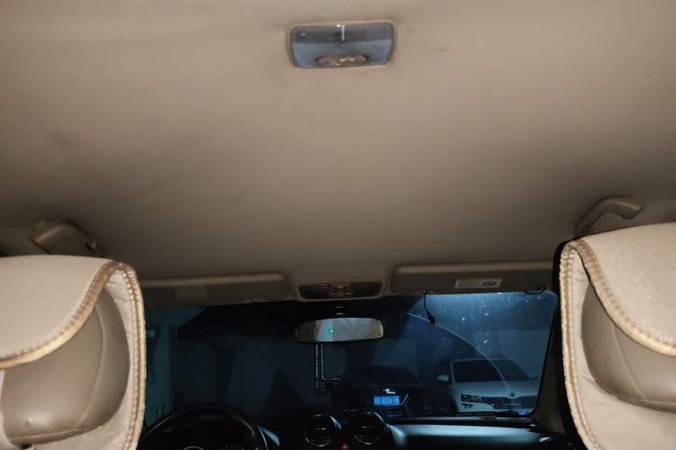 Used Haval H6 2012 1.5T Manual Two-Wheel Drive Elite Model Headliner