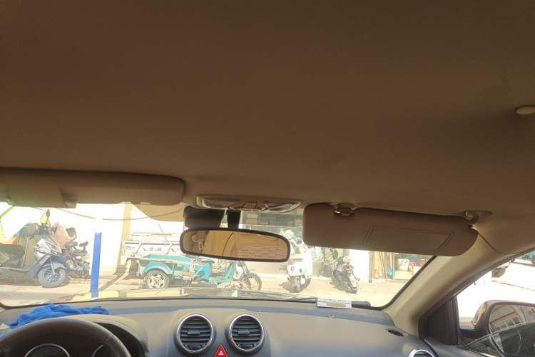 Used Haval H6 2012 1.5T Manual Two-Wheel Drive Elite Model Headliner