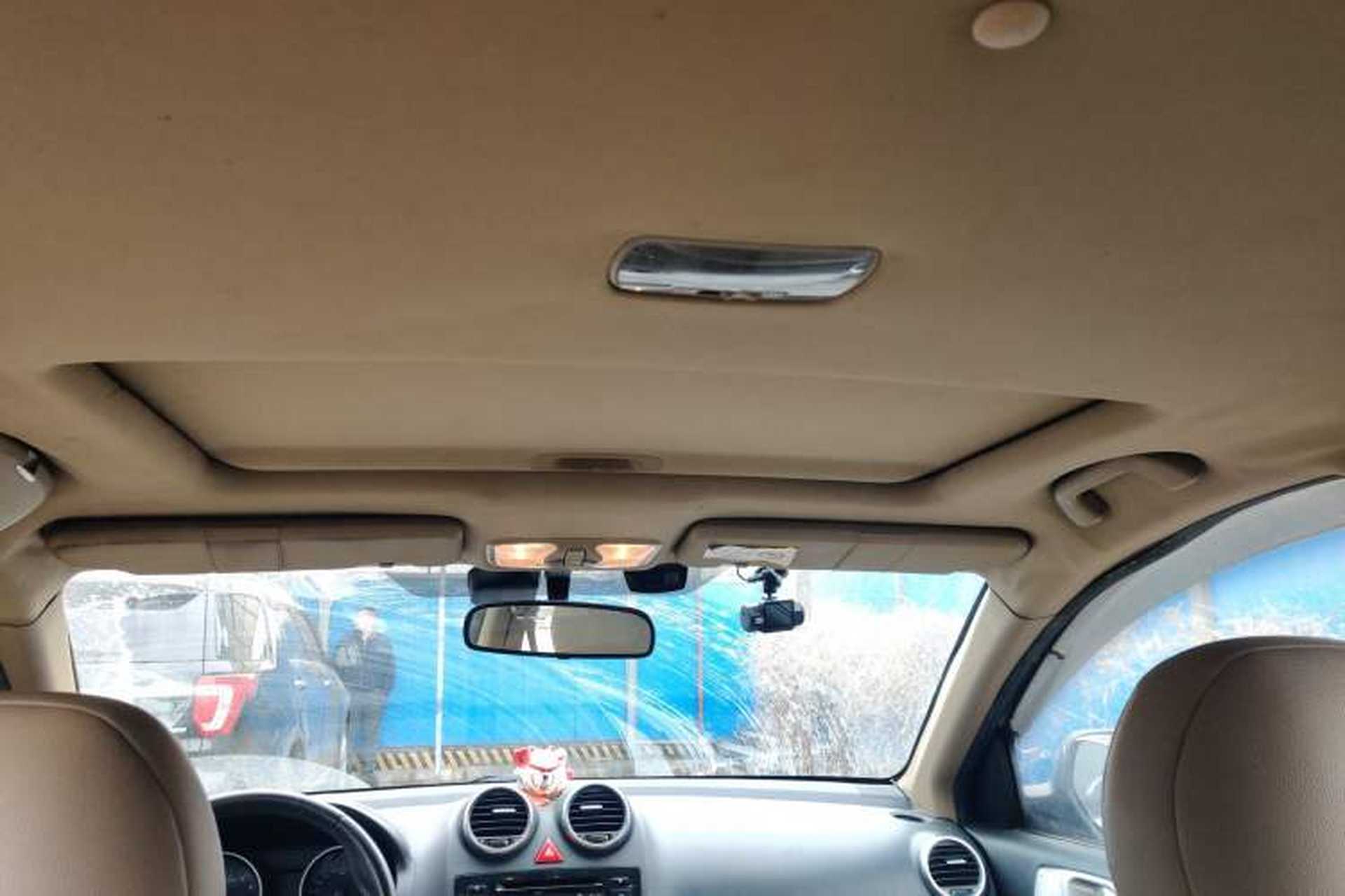 Used Haval H6 2012 1.5T Manual Two-Wheel Drive Prestige Version Headliner