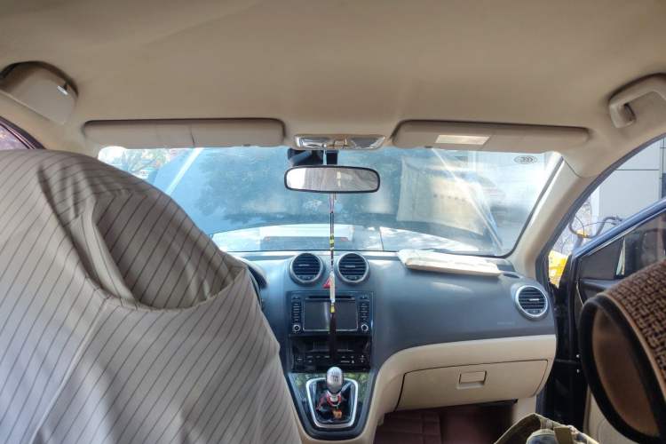 Used Haval H6 2012 1.5T Manual Two-Wheel Drive Elite Model Headliner