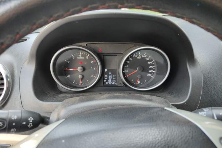 Used Haval H6 2012 2.4L Automatic Two-Wheel Drive Prestige Version Instrument Cluster
