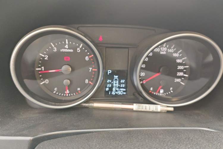 Used Haval H6 2012 2.4L Automatic Two-Wheel Drive Elite Version Instrument Cluster