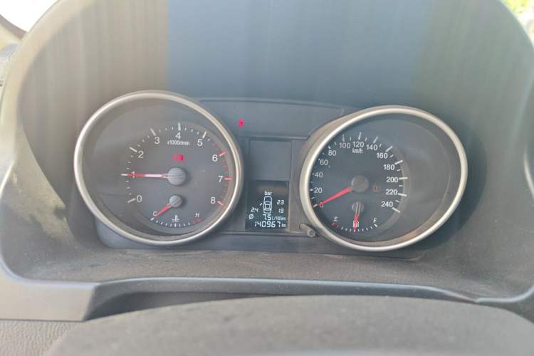 Used Haval H6 2012 1.5T Manual Two-Wheel Drive Prestige Version Instrument Cluster