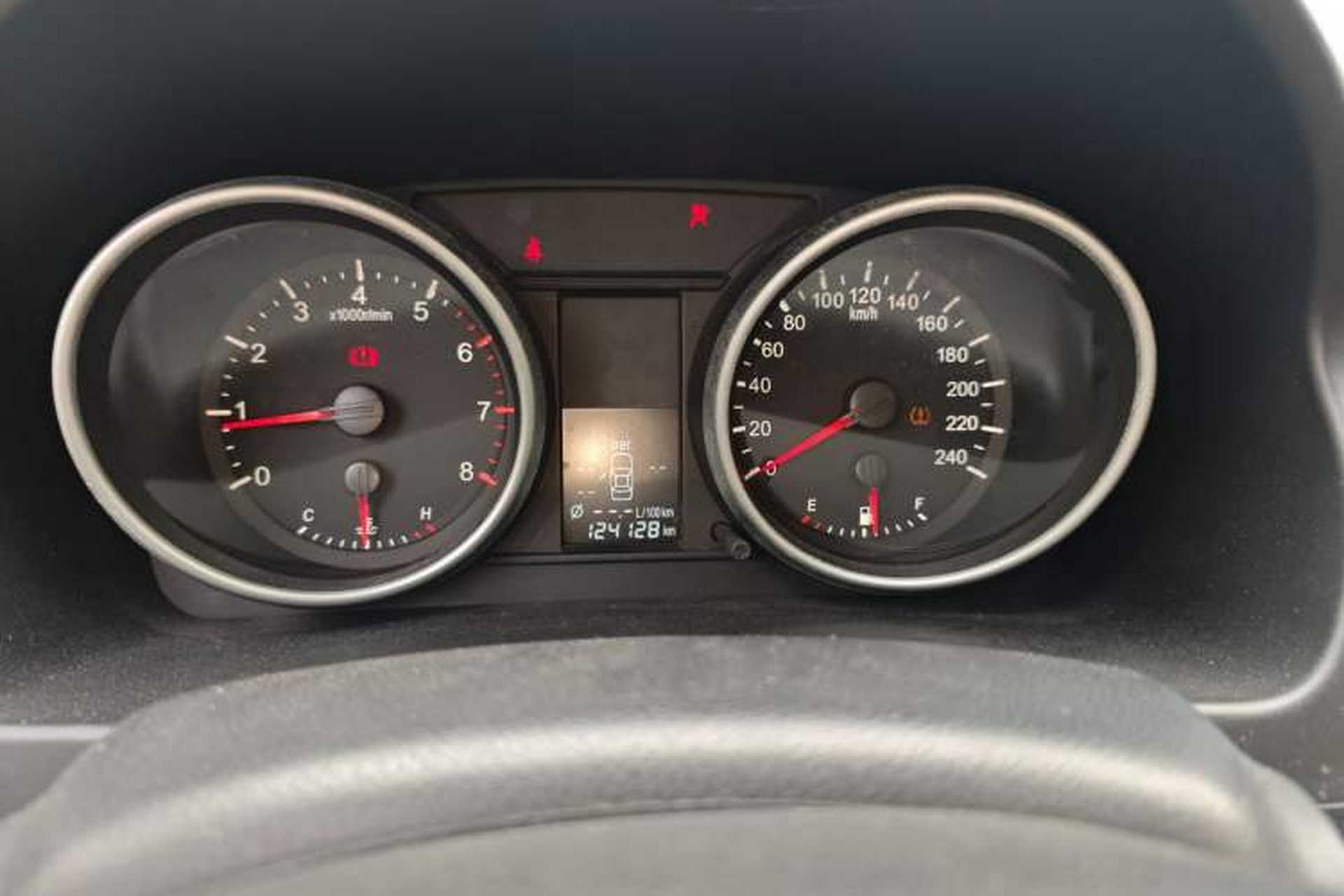 Used Haval H6 2012 1.5T Manual Two-Wheel Drive Prestige Version Instrument Cluster