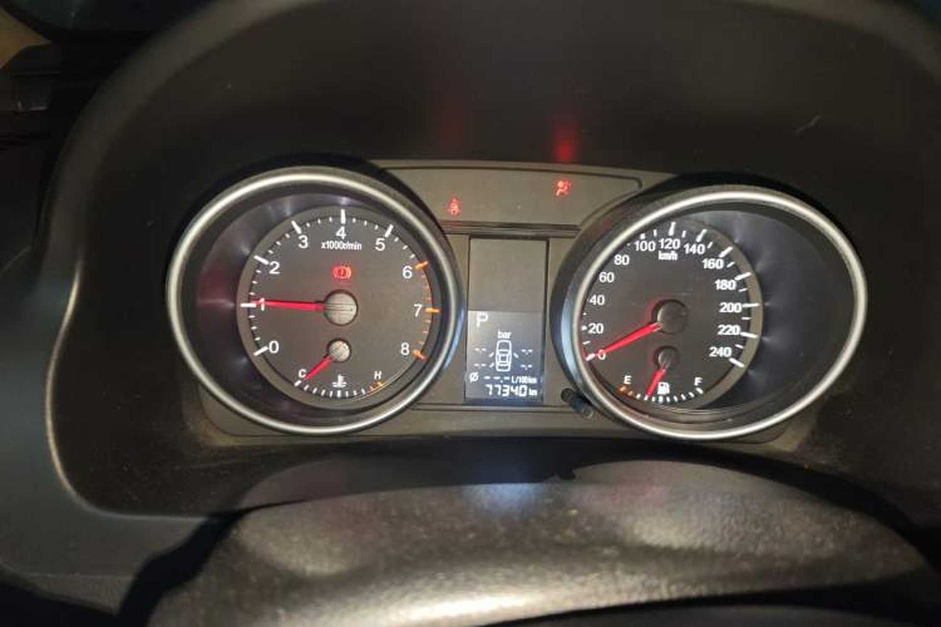 Used Haval H6 2012 2.4L Automatic Two-Wheel Drive Prestige Version Instrument Cluster
