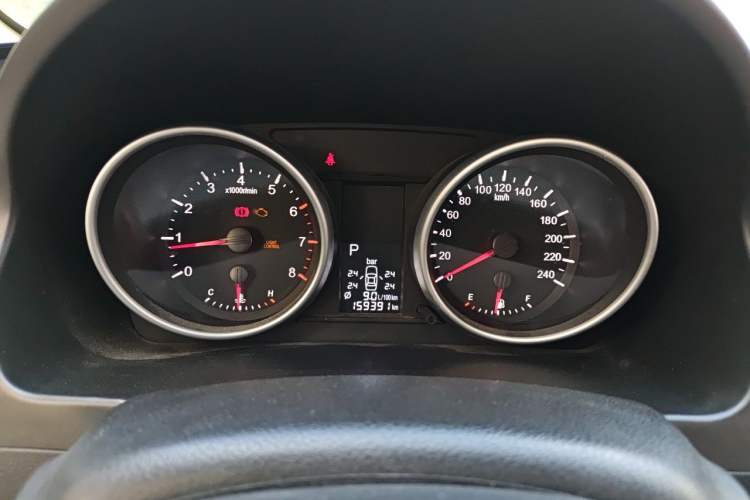 Used Haval H6 2012 2.4L Automatic Two-Wheel Drive Elite Version Instrument Cluster