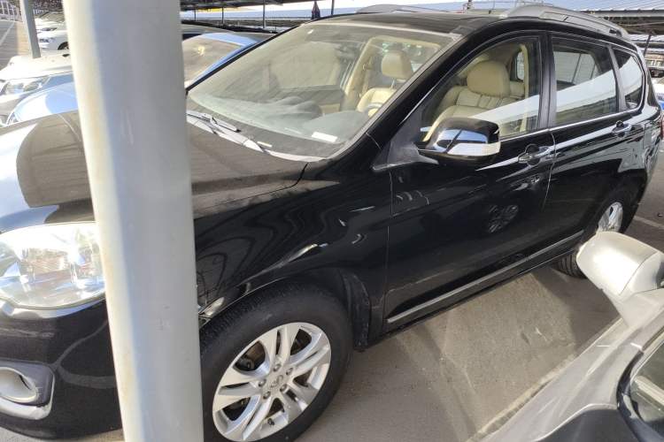 Used Haval H6 2012 1.5T Manual Two-Wheel Drive Prestige Version Left Side