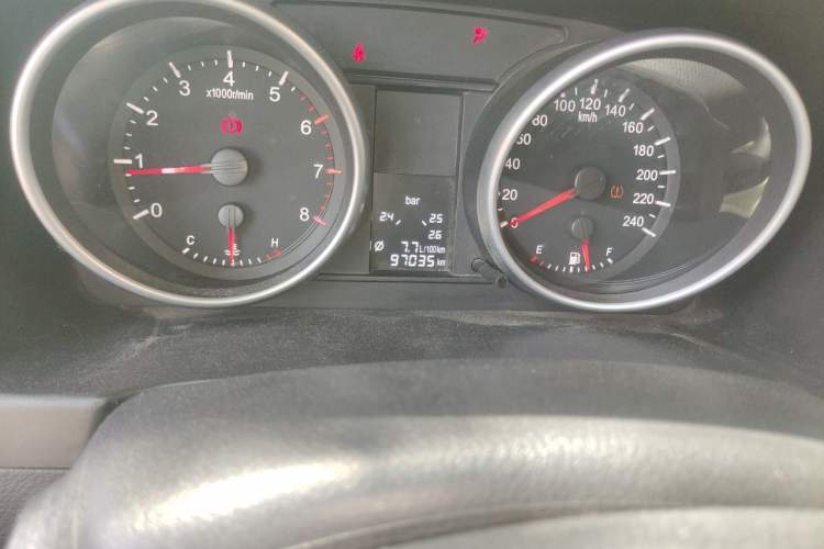 Used Haval H6 2012 1.5T Manual Two-Wheel Drive Prestige Version Odometer Close Up
