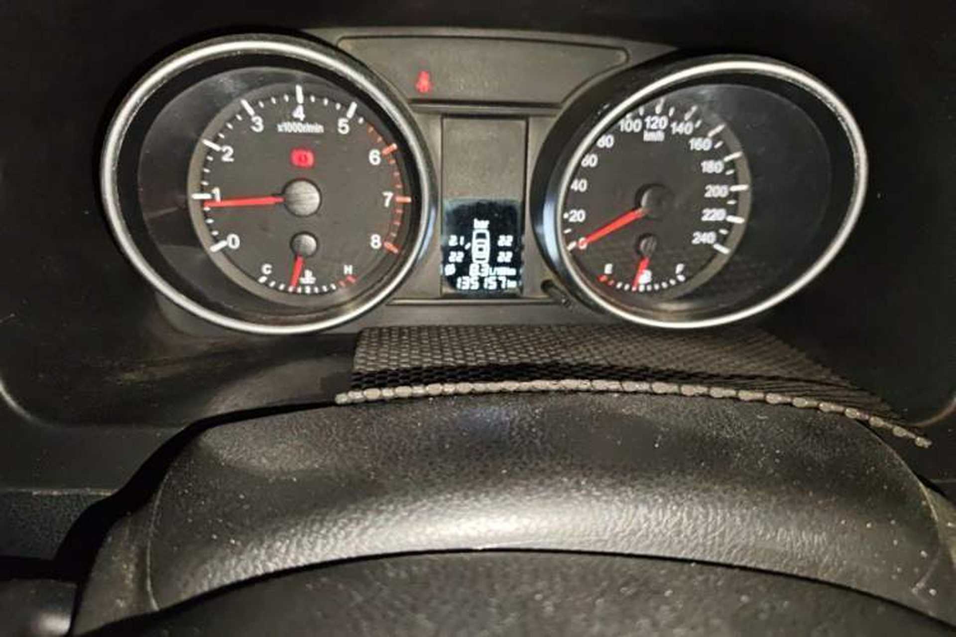 Used Haval H6 2012 1.5T Manual Two-Wheel Drive Urban Version Odometer Close Up