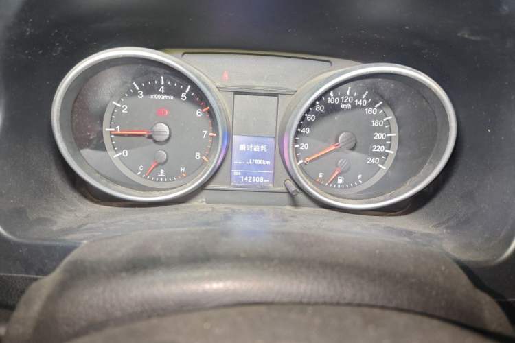 Used Haval H6 2012 1.5T Manual Two-Wheel Drive Urban Version Odometer Close Up