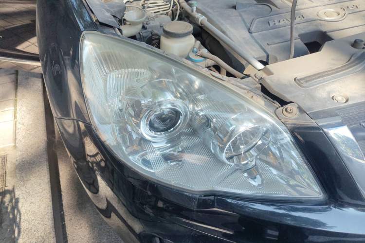Used Haval H6 2012 1.5T Manual Two-Wheel Drive Elite Model Right Front Headlight