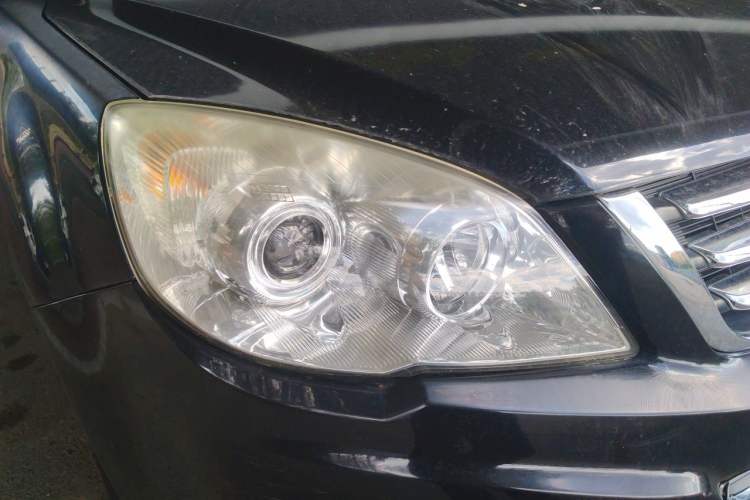 Used Haval H6 2012 2.4L Automatic Two-Wheel Drive Elite Version Right Front Headlight