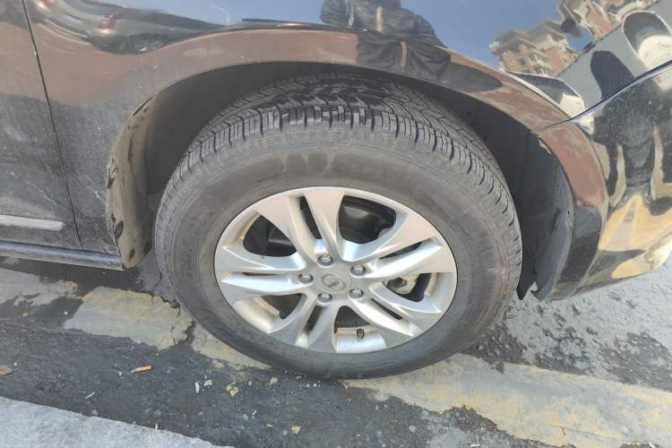 Used Haval H6 2012 1.5T Manual Two-Wheel Drive Urban Version Right Front Wheel Hub