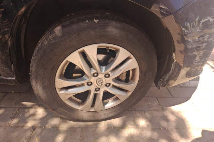 Used Haval H6 2012 1.5T Manual Two-Wheel Drive Prestige Version Right Front Wheel Hub