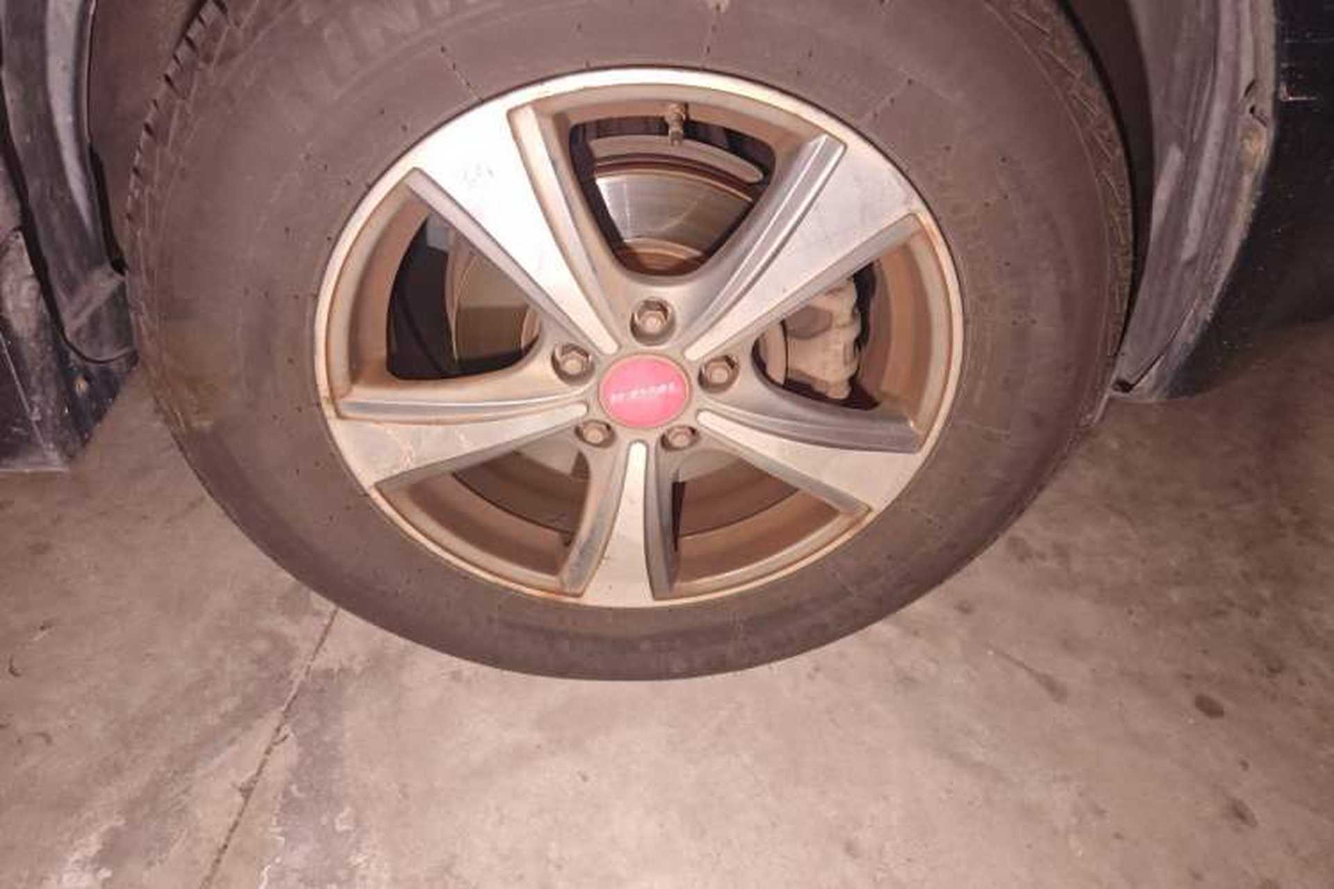 Used Haval H6 2012 1.5T Manual Two-Wheel Drive Urban Version Right Front Wheel Hub