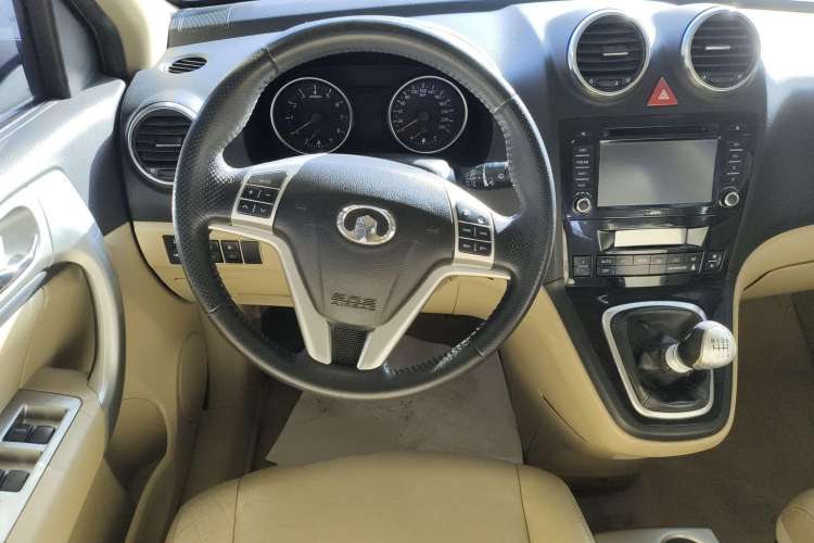 Used Haval H6 2012 1.5T Manual Two-Wheel Drive Prestige Version Steering Wheel