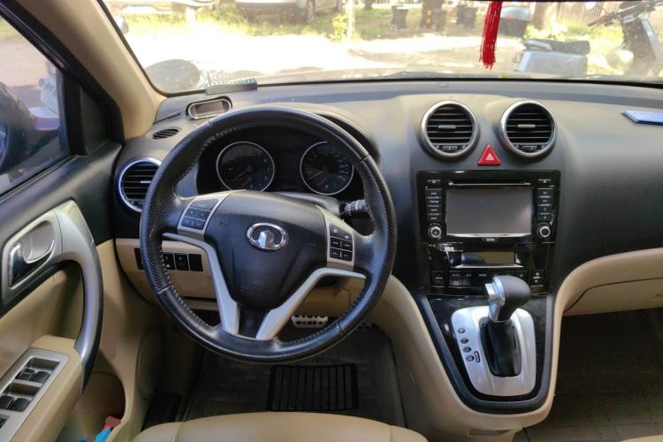 Used Haval H6 2012 2.4L Automatic Two-Wheel Drive Prestige Version Steering Wheel