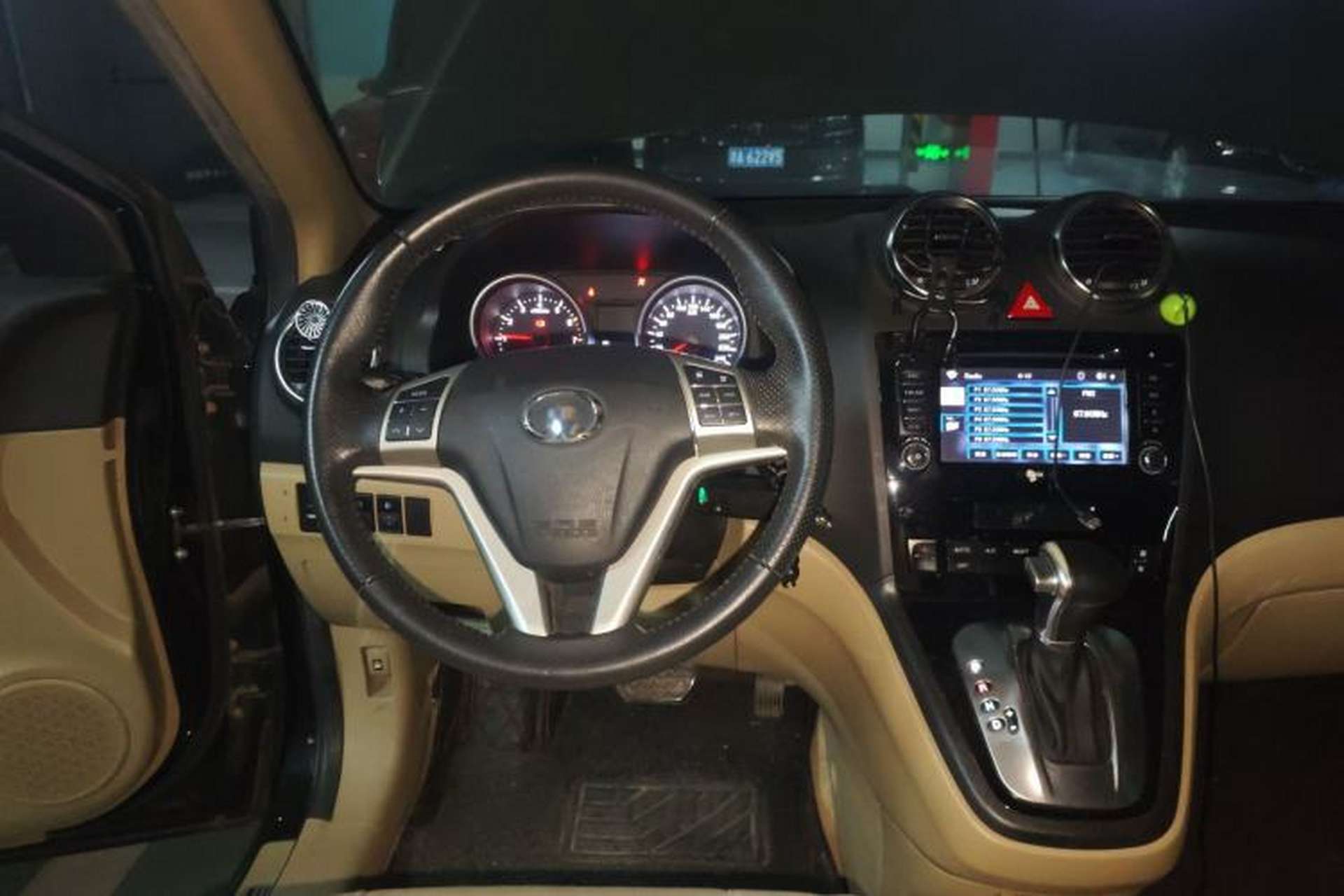 Used Haval H6 2012 2.4L Automatic Two-Wheel Drive Prestige Version Steering Wheel