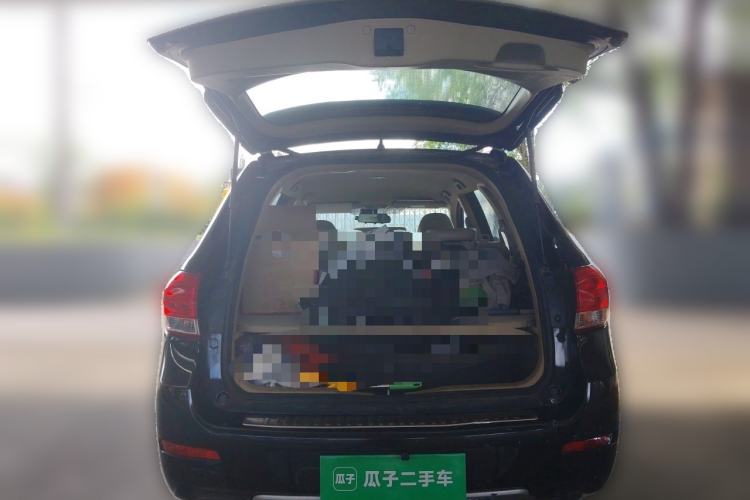 Used Haval H6 2012 2.4L Automatic Two-Wheel Drive Elite Version Trunk