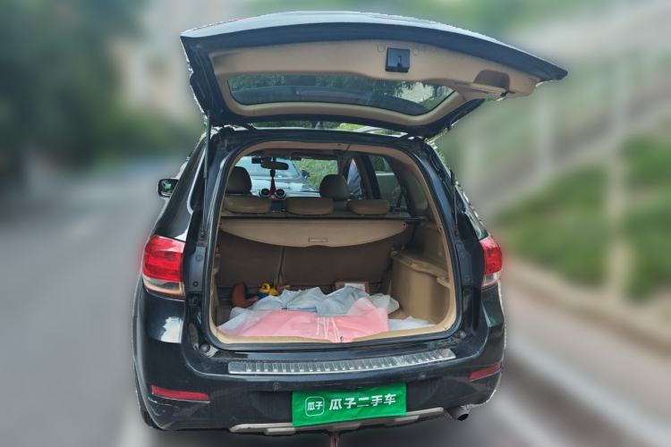 Used Haval H6 2012 Green Silence 2.0T Manual 4x4 Prestige Model Trunk