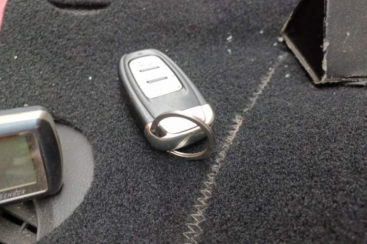 Used Haval H6 2012 2.4L Automatic Two-Wheel Drive Prestige Version Vehicle Key