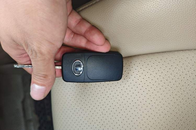 Used Haval H6 2012 2.4L Automatic Two-Wheel Drive Elite Version Vehicle Key