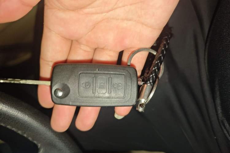 Used Haval H6 2012 2.4L Automatic Two-Wheel Drive Prestige Version Vehicle Key