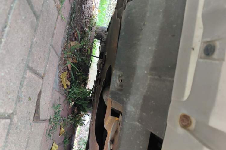 Used Haval H6 2012 2.4L Automatic Two-Wheel Drive Elite Version Chassis Front