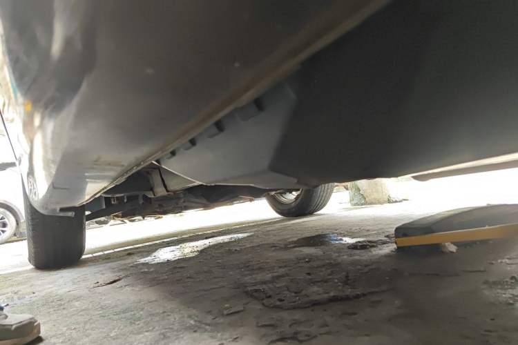 Used Haval H6 2012 2.4L Automatic Two-Wheel Drive Prestige Version Chassis Front Left