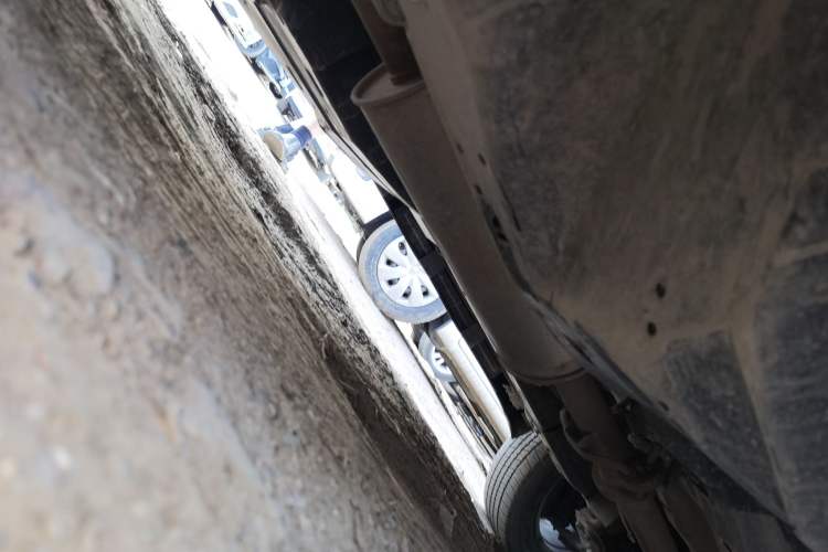 Used Haval H6 2012 1.5T Manual Two-Wheel Drive Prestige Version Chassis Front