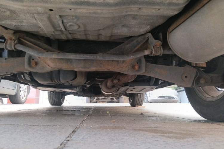 Used Haval H6 2012 1.5T Manual Two-Wheel Drive Prestige Version Chassis Rear