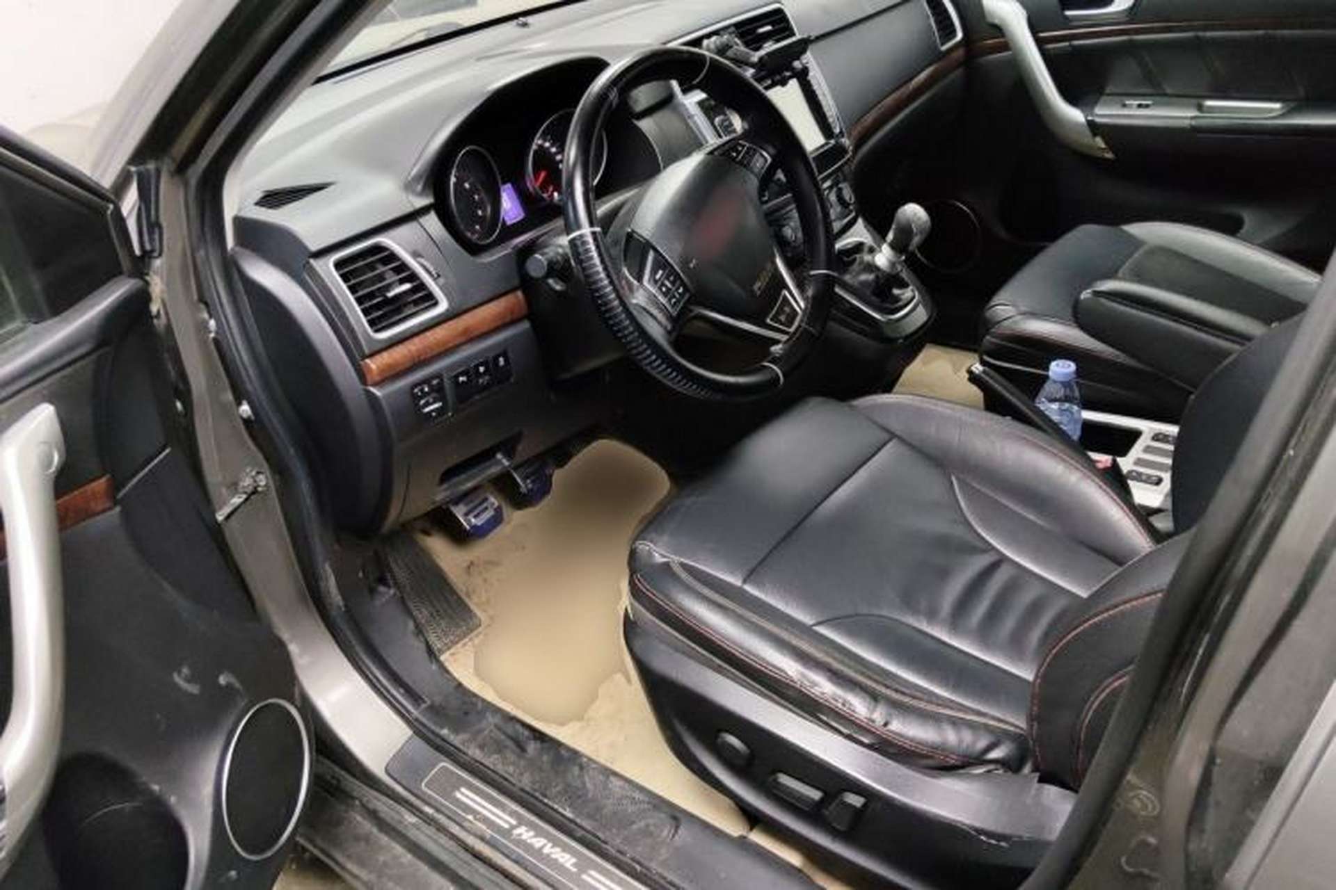 Used Haval H6 2012 1.5T Manual Two-Wheel Drive Prestige Version Driver Seat
