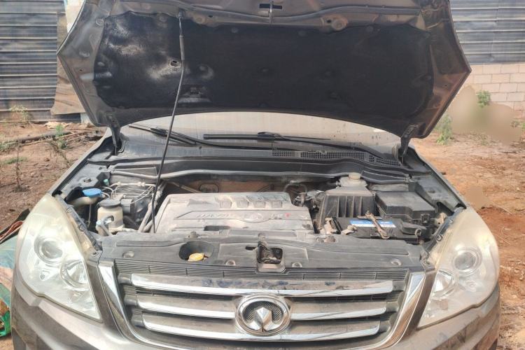 Used Haval H6 2012 1.5T Manual Two-Wheel Drive Elite Model Engine Bay