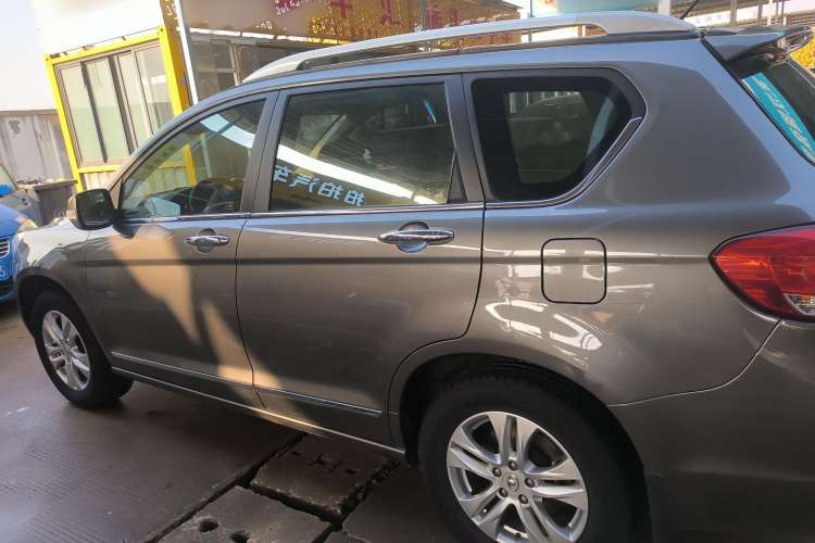 Used Haval H6 2012 1.5T Manual Two-Wheel Drive Elite Model Exterior 5