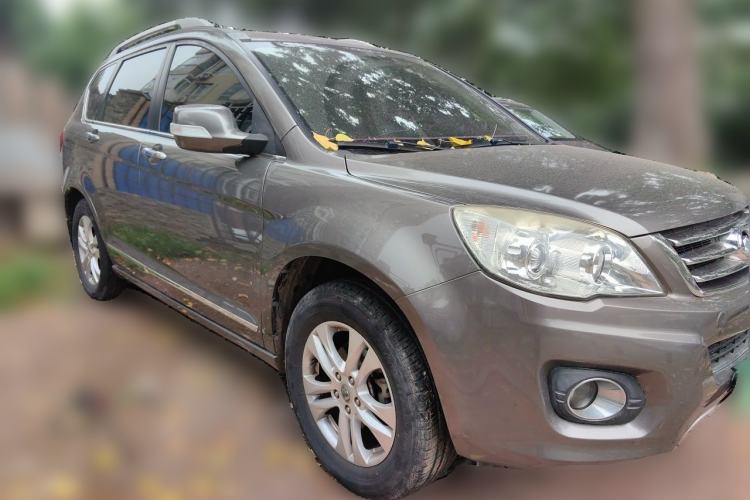 Used Haval H6 2012 2.4L Automatic Two-Wheel Drive Elite Version Front Right 45 Deg