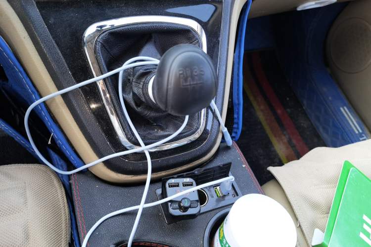 Used Haval H6 2012 1.5T Manual Two-Wheel Drive Prestige Version Gear Lever