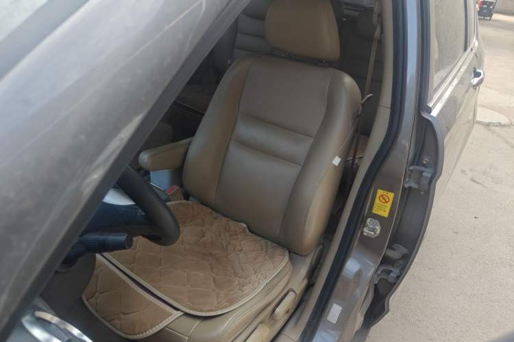 Used Haval H6 2012 1.5T Manual Two-Wheel Drive Prestige Version Left Front Seat