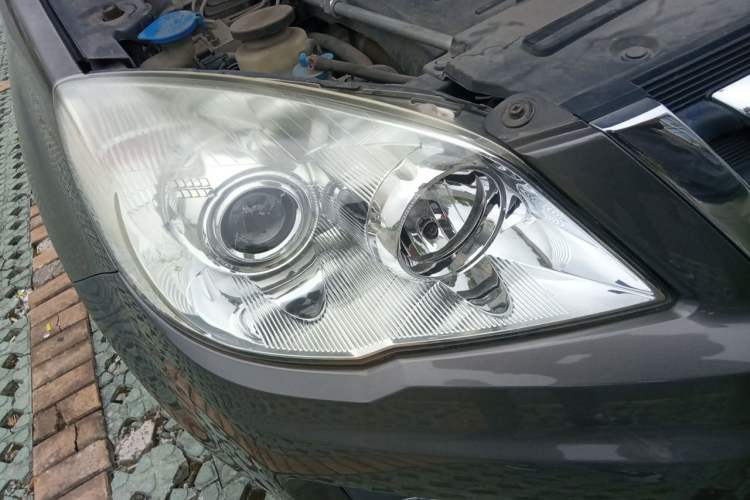 Used Haval H6 2012 1.5T Manual Two-Wheel Drive Elite Model Right Front Headlight