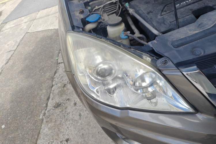 Used Haval H6 2012 1.5T Manual Two-Wheel Drive Elite Model Right Front Headlight